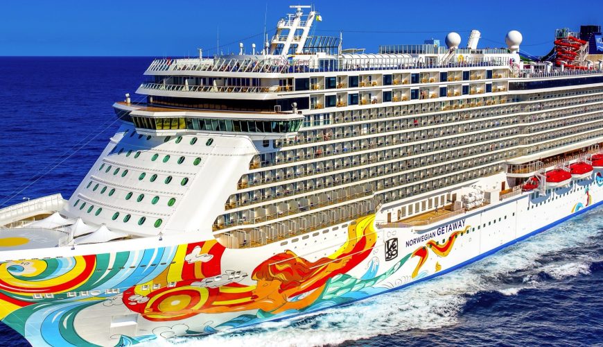 santorini shore excursions caldera port view